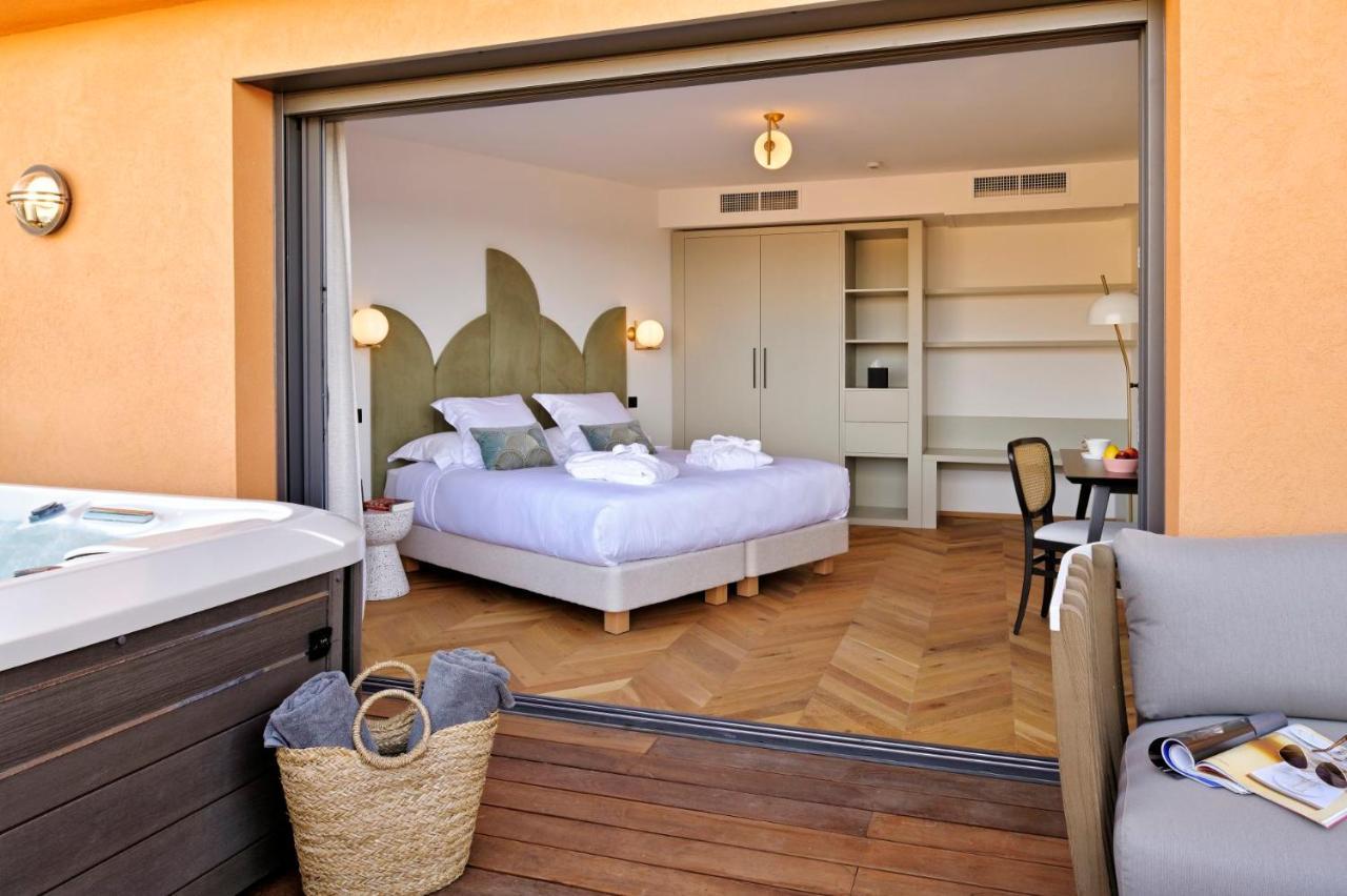 Hôtel Rocabella L'Ile-Rousse (Corsica) Exterior foto